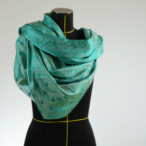 Romy Stan Zak Tutoriel écharpe en soie